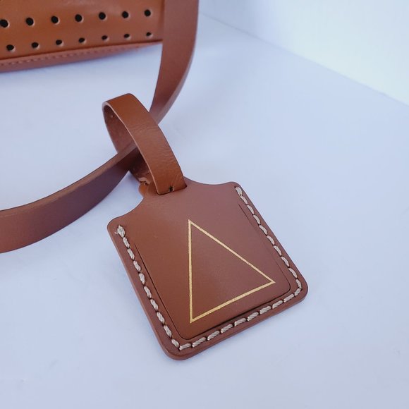 KELSI DAGGER Genuine Leather Bucket Bag - Picture 3 of 12